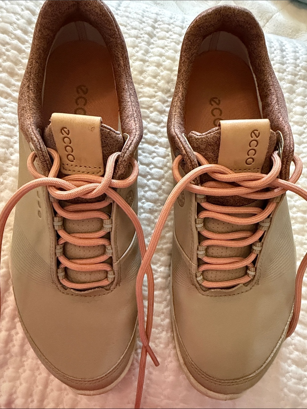 Ecco Women's Beige Golf Sneakers with Blush Laces beautiful shoes